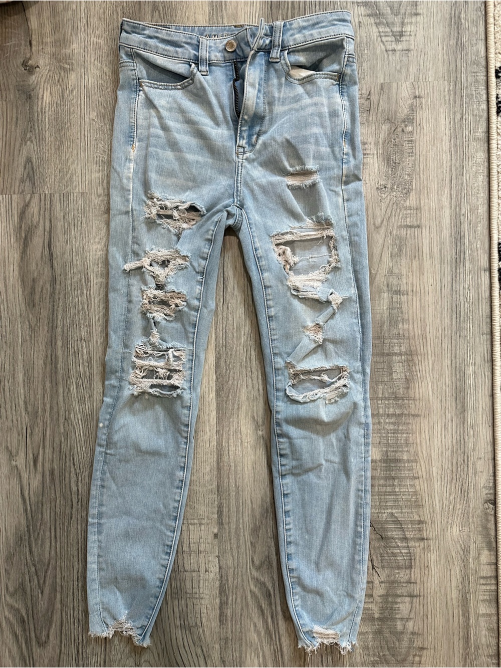 American Eagle Outfitters Light Blue Ripped Skinny Jeans